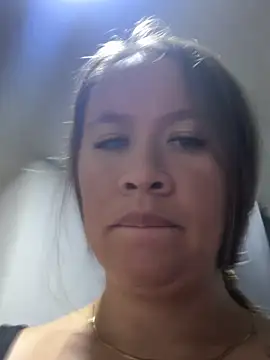 Snapshot of Emiily_lee chatting on 05/28/26, 02:08 Emiily lee online show from 05/28/26, 02:08