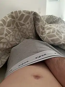 Snapshot of sudistept chatting on 03/28/26, 02:29 sudistept online show from 03/28/26, 02:29