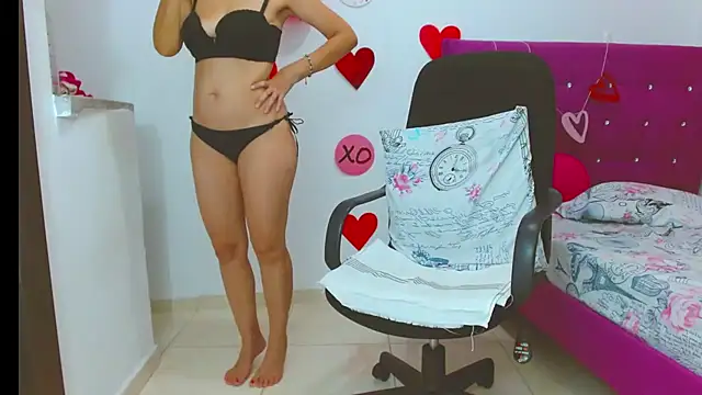 chantalsemenova1 online show from 02/13/26, 08:20