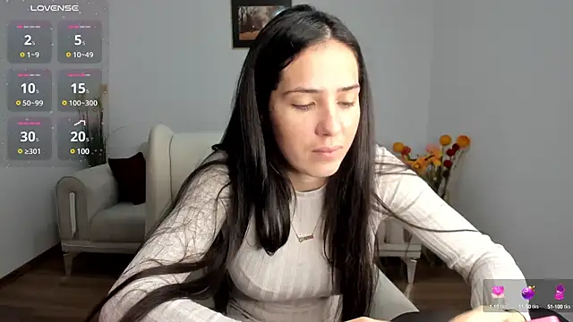 Snapshot of Emmapmg chatting on 01/25/25, 01:30 Emmapmg online show from 01/25/25, 01:30