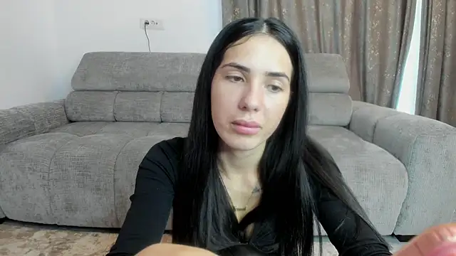 Snapshot of Emmapmg chatting on 10/01/25, 10:30 Emmapmg online show from 10/01/25, 10:30
