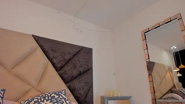 BonnieCute  online show from 02/07/26, 12:18