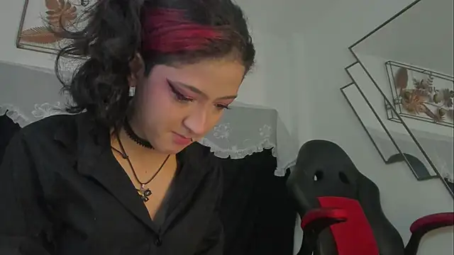 BonnieCute  online show from 11/04/25, 11:41