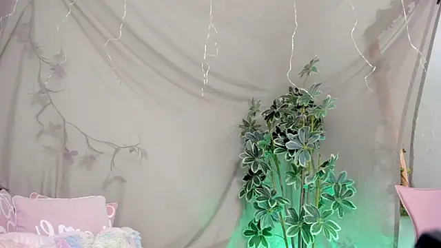 BonnieCute  online show from 11/23/25, 11:37