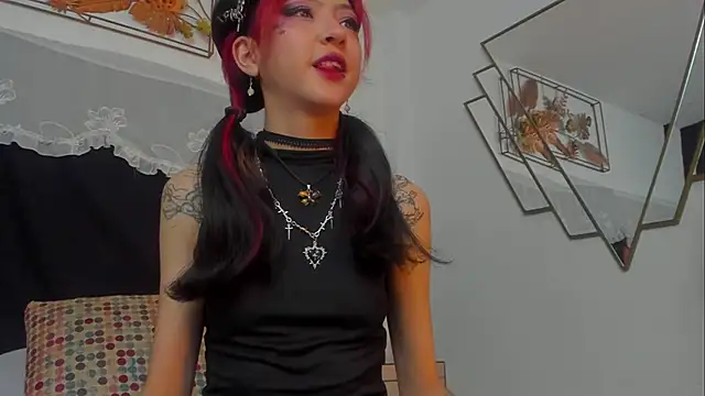 BonnieCute  online show from 11/03/25, 11:41