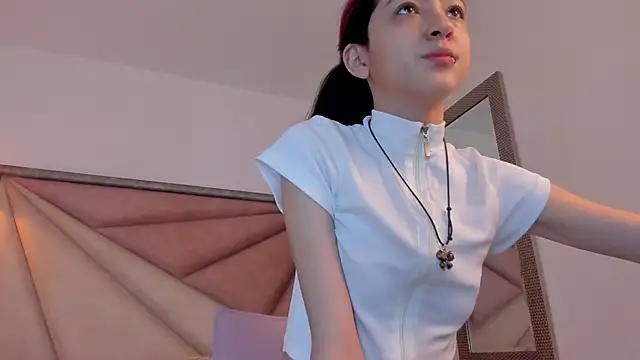 BonnieCute  online show from 11/17/25, 10:36