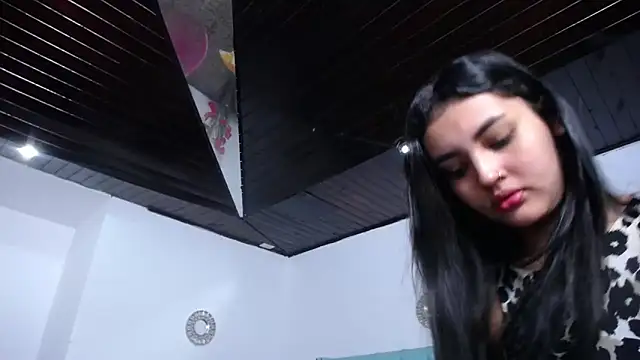 Snapshot of antonella_sweetlittle chatting on 02/25/26, 10:48 antonella sweetlittle online show from 02/25/26, 10:48