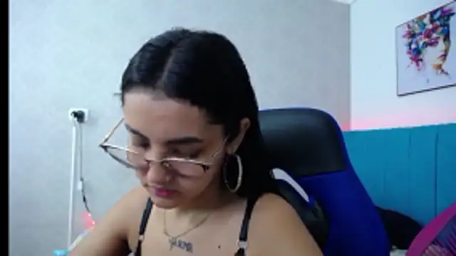 antonella sweetlittle online show from 11/18/25, 12:41