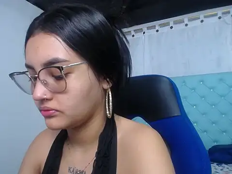 antonella sweetlittle online show from 10/22/25, 12:15