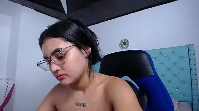 Snapshot of antonella_sweetlittle chatting on 02/20/26, 10:50 antonella sweetlittle online show from 02/20/26, 10:50