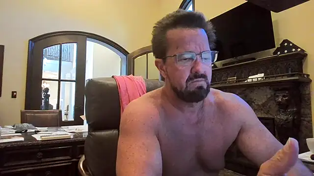 sluttydylan online show from 10/28/25, 05:56