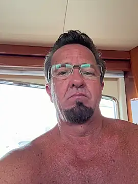 sluttydylan online show from 11/10/25, 06:46