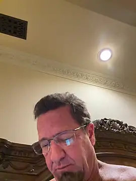 sluttydylan online show from 12/20/25, 05:32