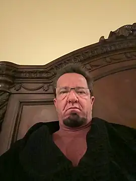 Snapshot of sluttydylan chatting on 05/14/26, 06:54 sluttydylan online show from 05/14/26, 06:54