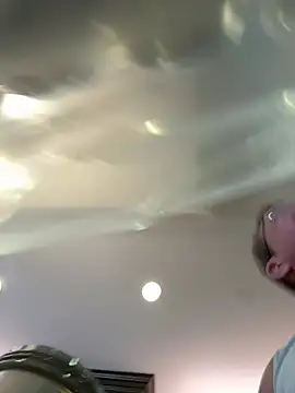 sluttydylan online show from 04/18/26, 09:59