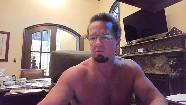 Snapshot of sluttydylan chatting on 05/03/26, 02:05 sluttydylan online show from 05/03/26, 02:05
