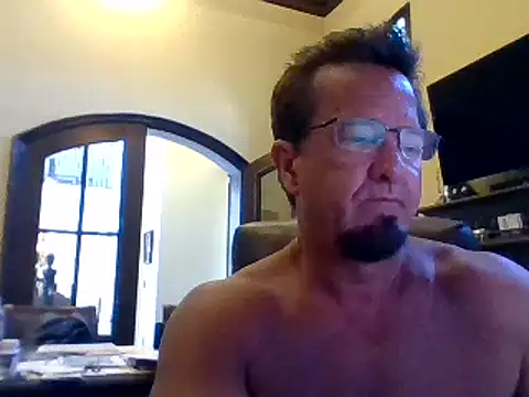 Snapshot of sluttydylan chatting on 06/09/26, 06:09 sluttydylan online show from 06/09/26, 06:09