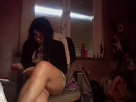 LadyVenere online show from 04/18/26, 09:00