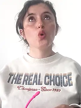 emily white001 online show from 12/20/24, 03:10