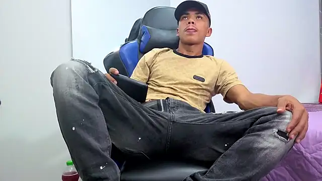 scarce candy69 online show from 10/28/25, 04:13