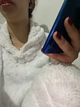 farah-36 online show from 11/13/25, 08:35