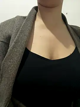 farah-36 online show from 12/17/25, 09:42