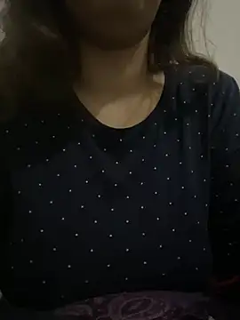 Snapshot of farah-36 chatting on 01/13/25, 03:45 farah-36 online show from 01/13/25, 03:45