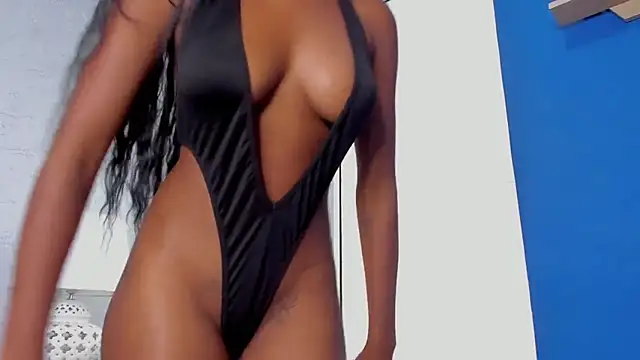 Snapshot of dalilaqueen chatting on 03/07/25, 03:39 dalilaqueen online show from 03/07/25, 03:39