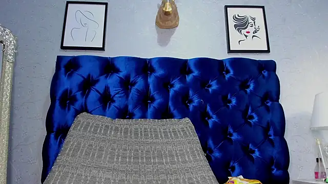 Snapshot of dalilaqueen chatting on 02/19/25, 06:43 dalilaqueen online show from 02/19/25, 06:43