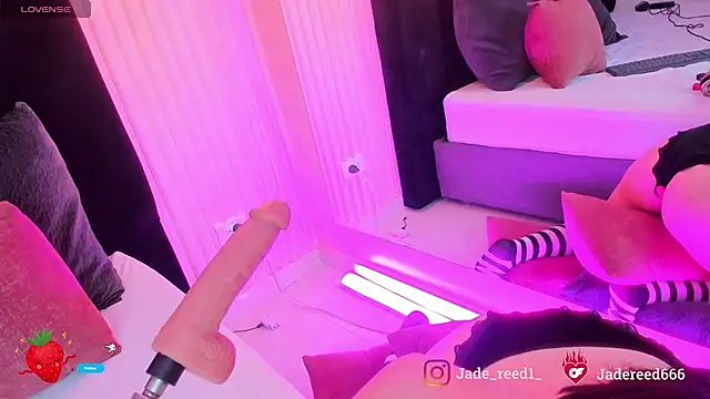 jade reeed online show from 02/16/26, 06:45