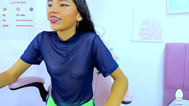 Evelin shy online show from 12/04/25, 03:27