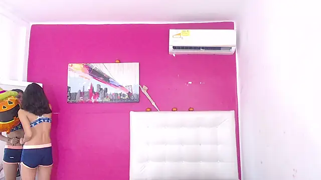 nextdoor fantasy1 online show from 11/06/25, 03:32