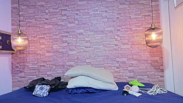 nextdoor fantasy1 online show from 04/16/26, 03:29