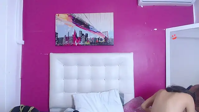 Snapshot of nextdoor_fantasy1 chatting on 12/20/25, 03:42 nextdoor fantasy1 online show from 12/20/25, 03:42