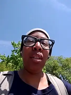 madamsensuale online show from 04/23/26, 03:02