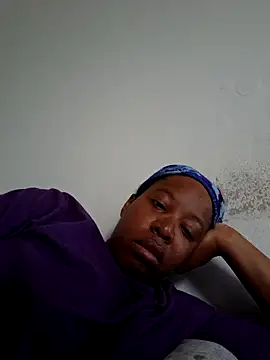 Snapshot of madamsensuale chatting on 10/08/25, 01:01 madamsensuale online show from 10/08/25, 01:01