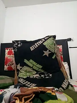 MaximoSualteza777 online show from 10/26/25, 06:36