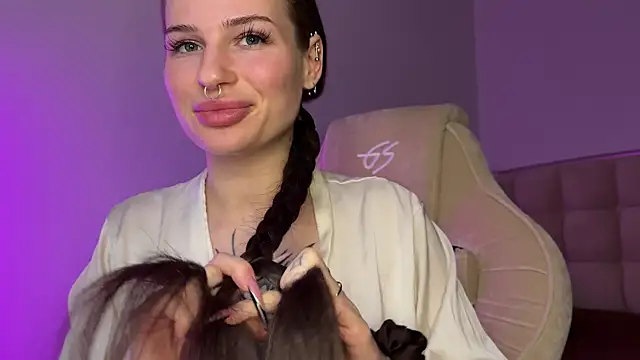 MarlynRobertsen online show from 02/18/26, 12:56