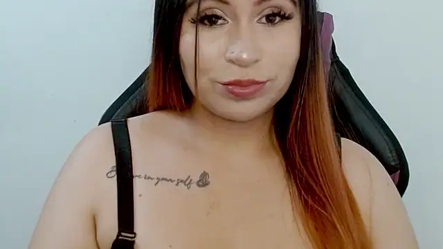 Snapshot of cata__gutierrez_ chatting on 07/19/26, 03:04 cata gutierrez online show from 07/19/26, 03:04
