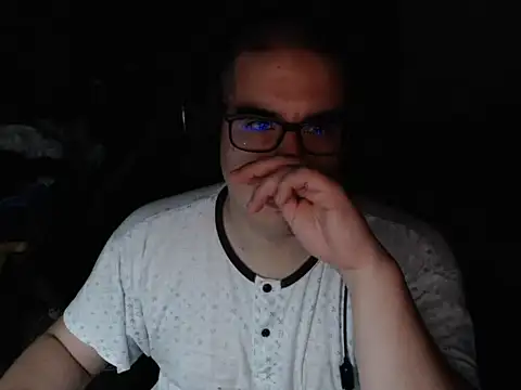 thealfawolf01 online show from 05/11/26, 05:20