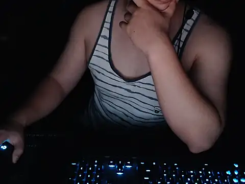 thealfawolf01 online show from 05/23/26, 05:17