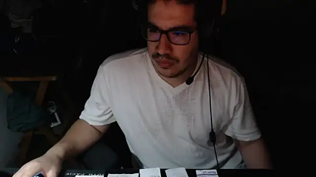 thealfawolf01 online show from 06/18/26, 10:53