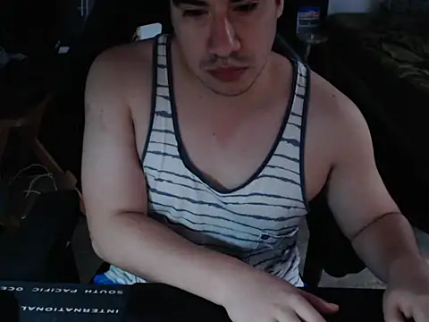 thealfawolf01 online show from 04/14/26, 12:54
