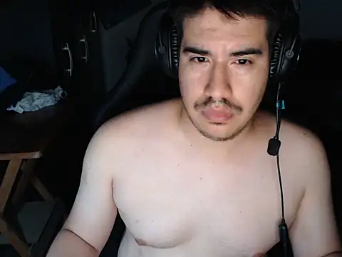 thealfawolf01 online show from 02/04/25, 11:49