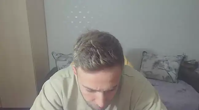 PrinceEagle online show from 12/18/24, 07:41