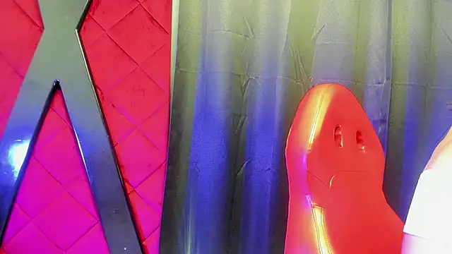 hanna slut  online show from 02/26/25, 09:31
