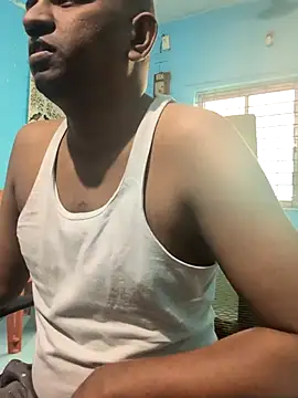 Snapshot of rajesh31tamil chatting on 02/05/25, 03:23 rajesh31tamil online show from 02/05/25, 03:23