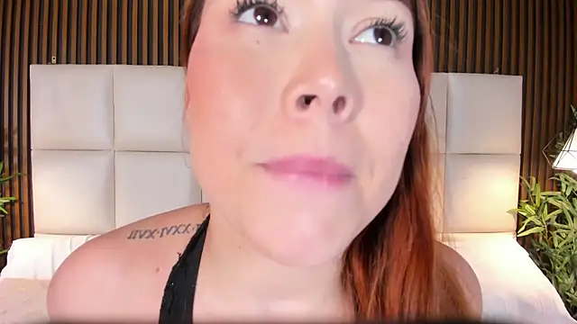 LiaTink online show from 12/05/25, 05:11