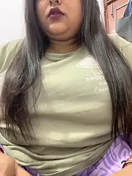 smile pretty online show from 09/11/25, 05:24