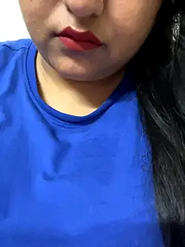 smile pretty online show from 10/17/25, 07:04